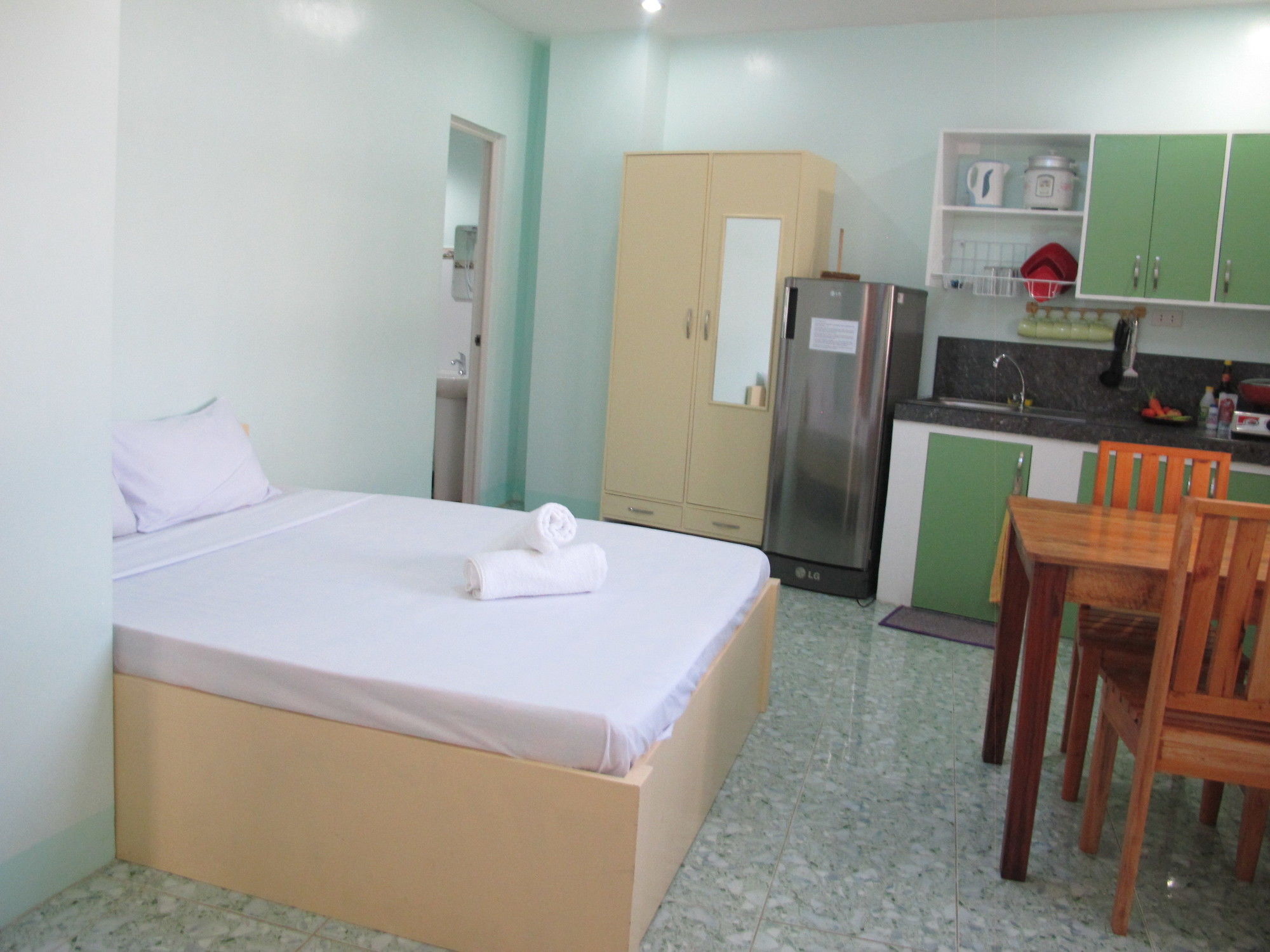 Cool Stay Inn Balabag  Экстерьер фото