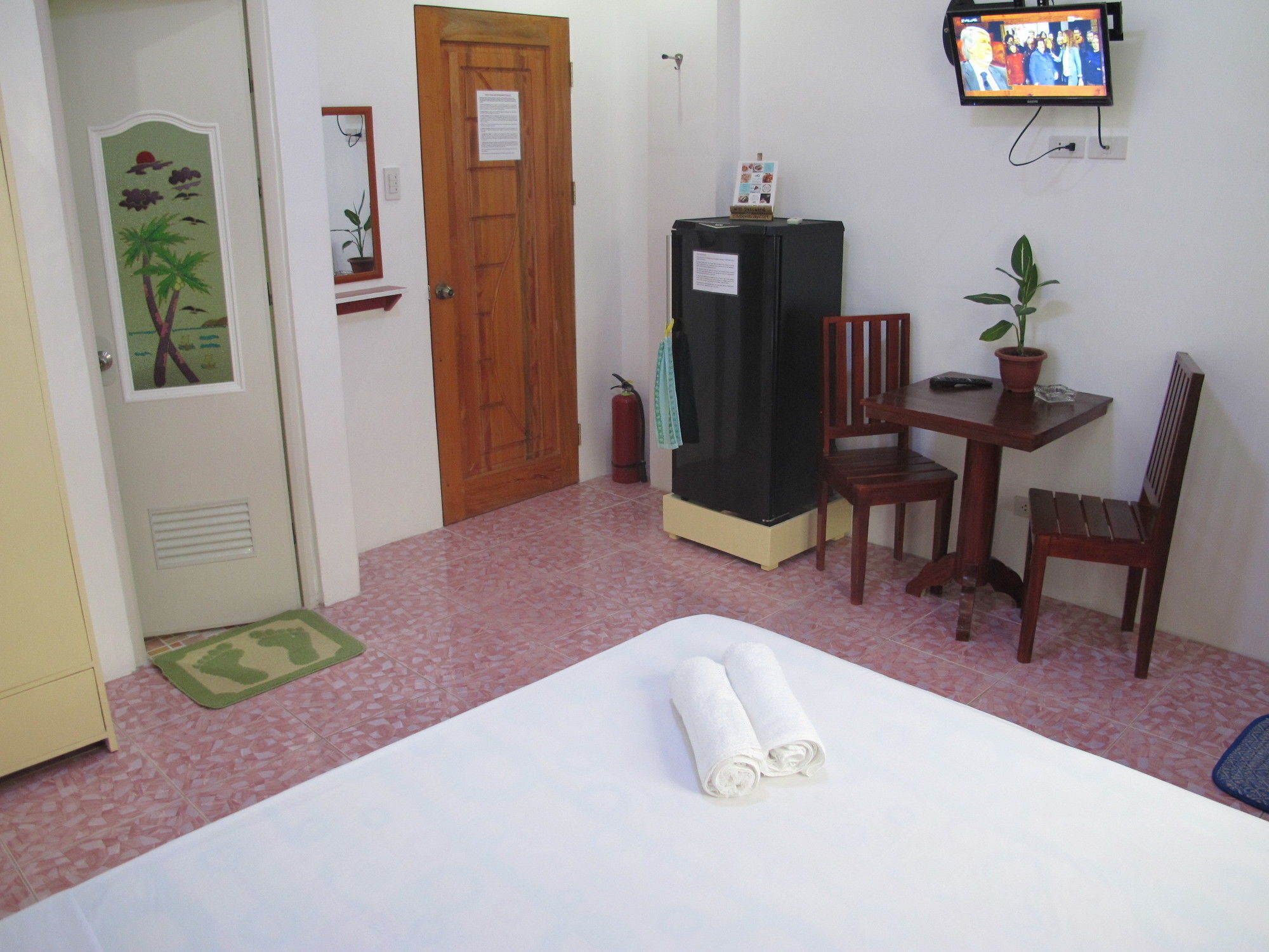 Cool Stay Inn Balabag  Экстерьер фото