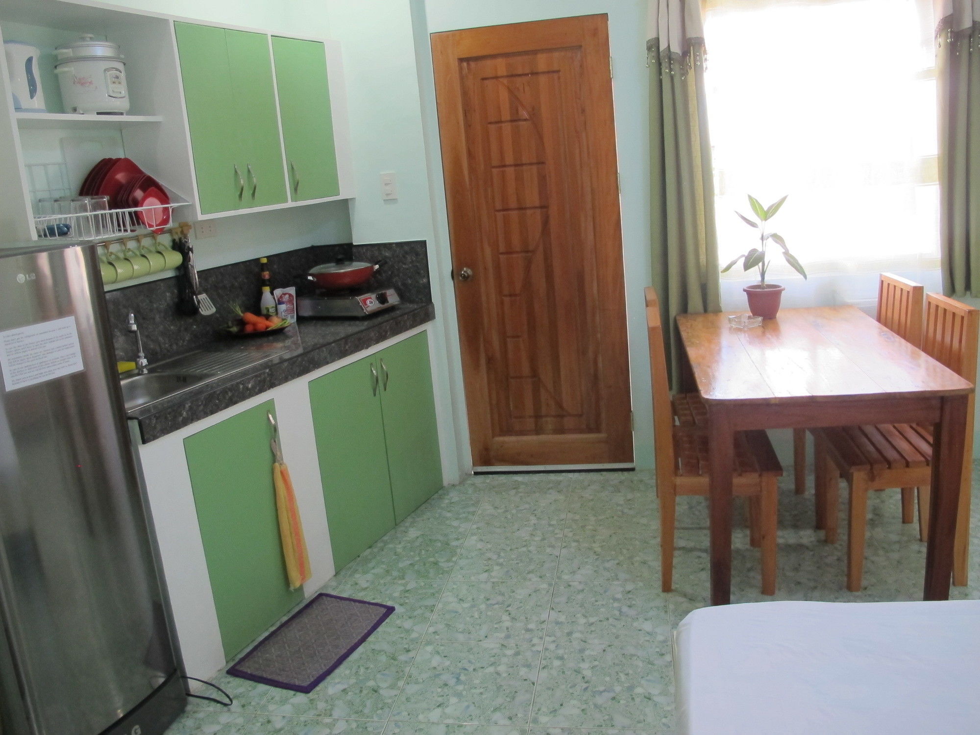 Cool Stay Inn Balabag  Экстерьер фото