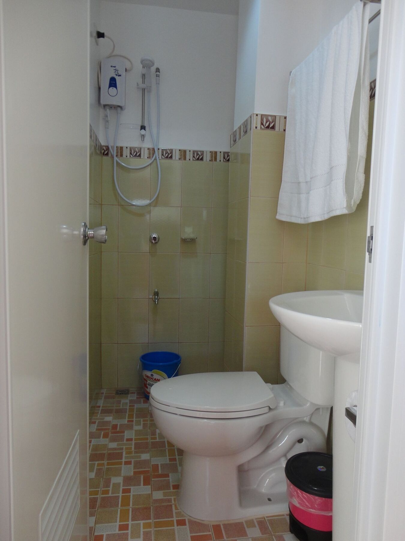 Cool Stay Inn Balabag  Экстерьер фото